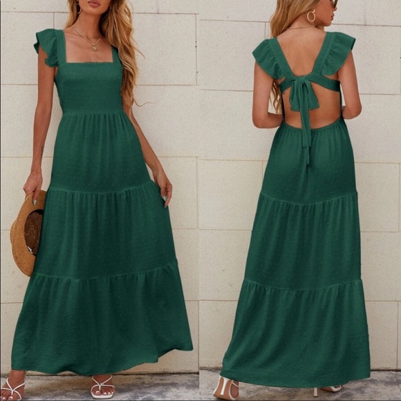 Dresses & Skirts - Boho tied open back square neck maxi dress